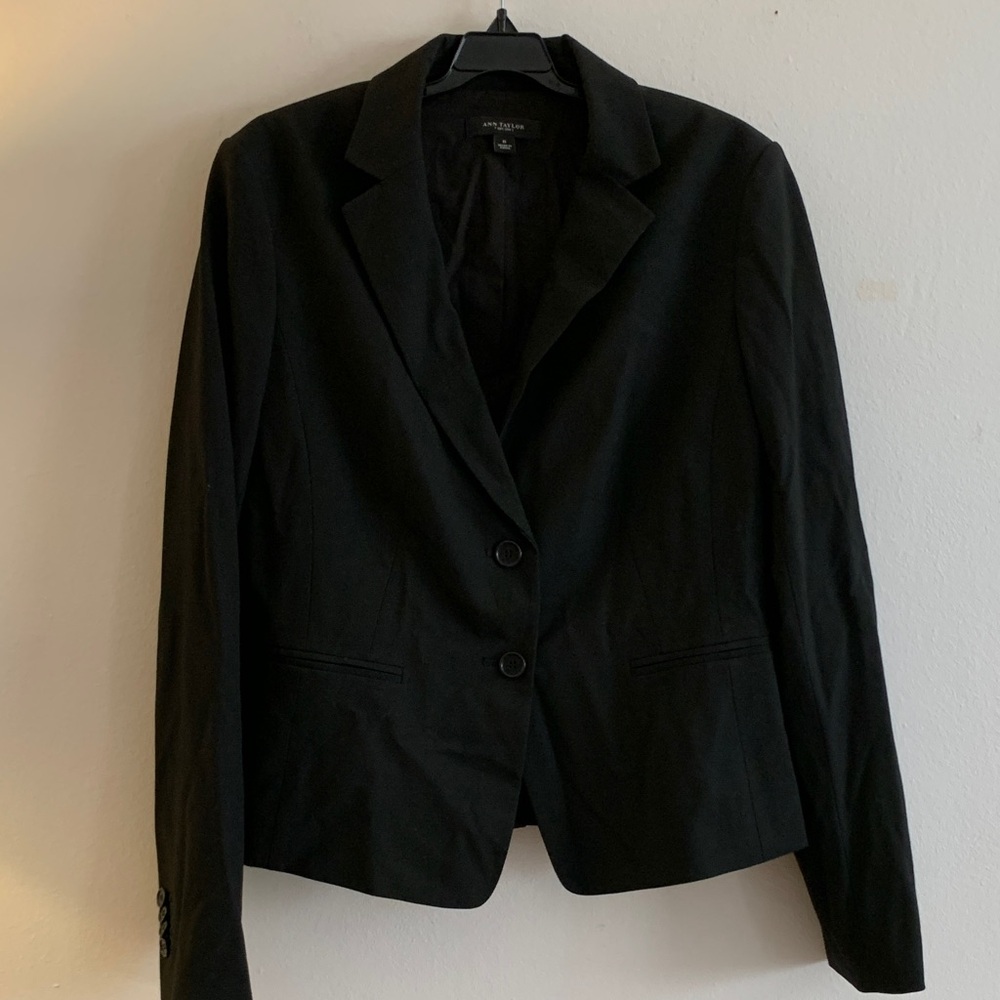 Ann Taylor Elegant Black Suit Jacket Preloved